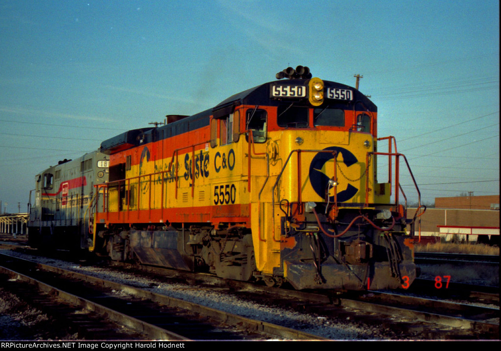 CO 5550 & CSX 1811